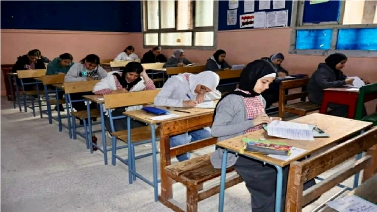 رابط مباشر.. نتائج الشهادة الإعدادية بمحافظة المنيا تظهر رسميًا برقم الجلوس والاسم فقط